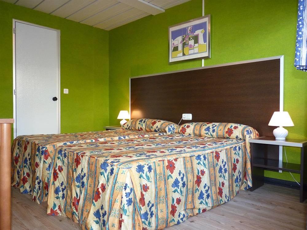 Pension Compostela Inn Cacheiras Exterior foto